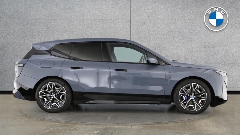 BMW iX 455kW M60 111.5kWh 5dr Auto Electric Estate